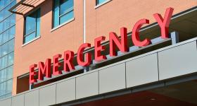 Emergency room sign on a hospital